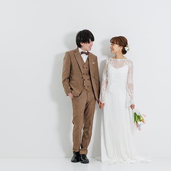 ウェディングドレスでのスタジオ前撮り-13