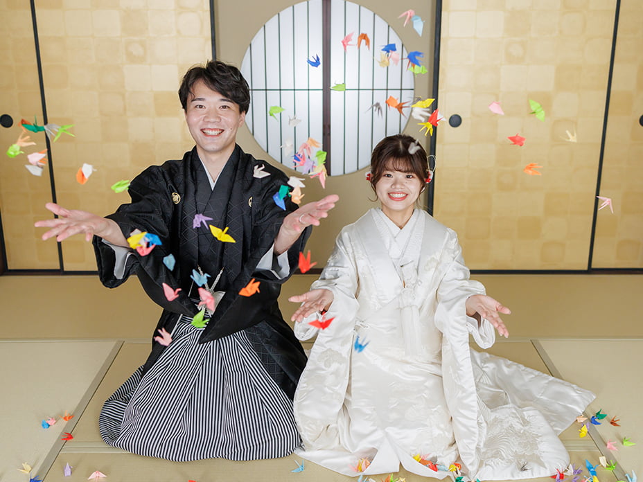 エアコン完備のスタジオで夏は涼しく、冬は暖かい室内での撮影