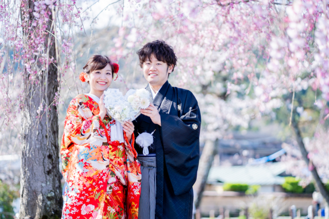 枝垂れ桜と手作りのハートのオブジェ♪