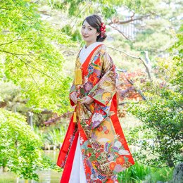 衣装とかわいい小物を追加しました！