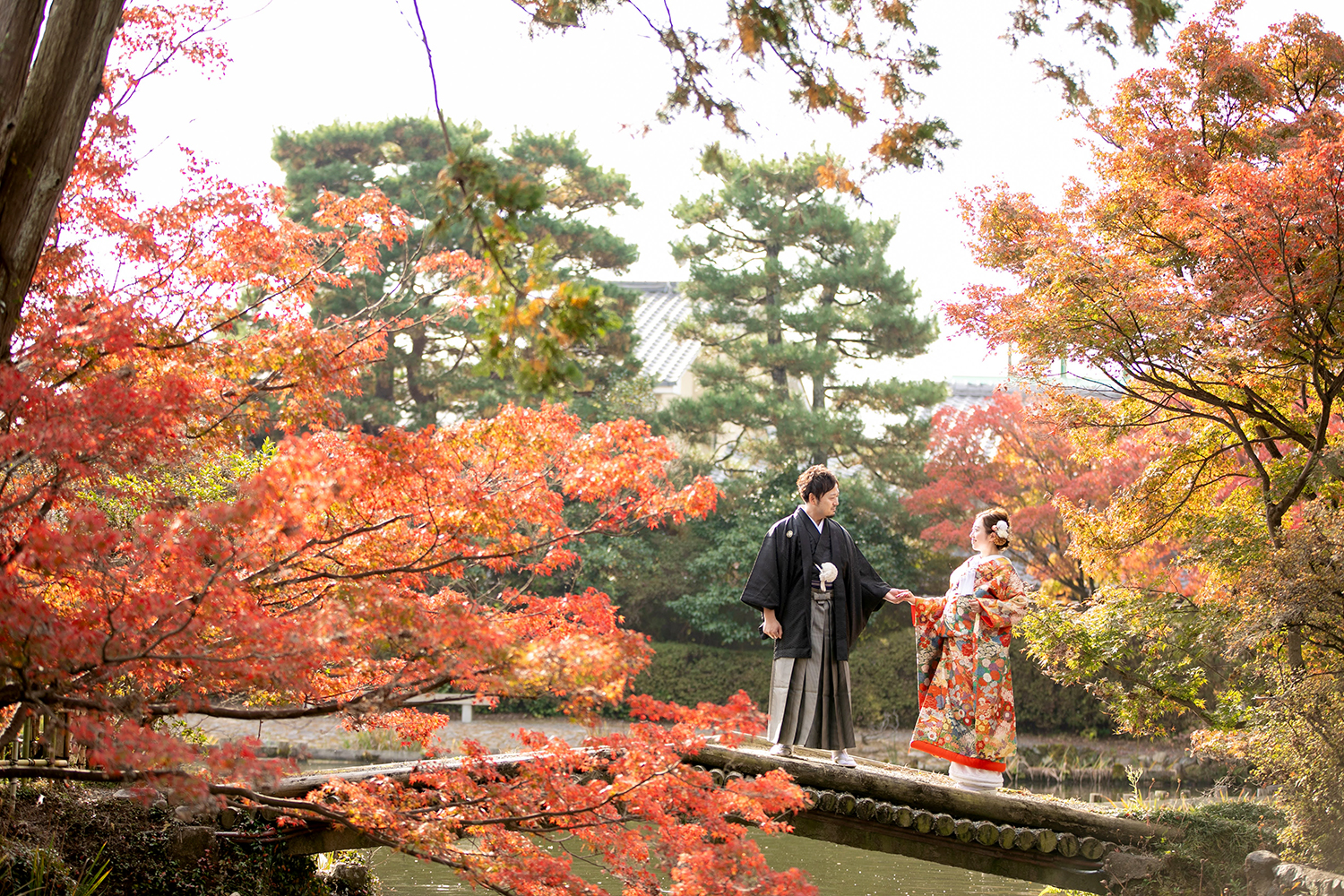紅葉の梅宮大社で和装前撮り