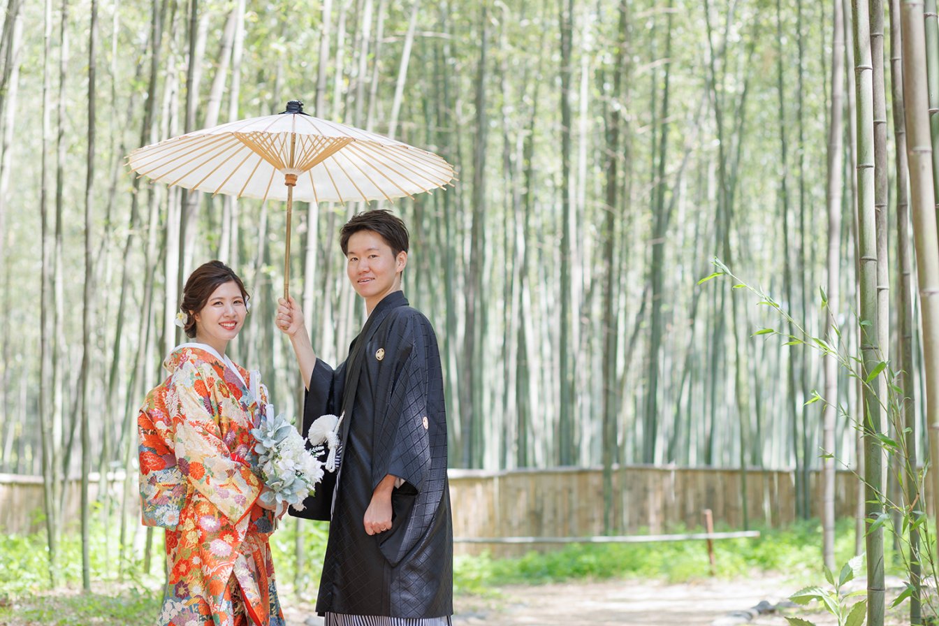 大覚寺で和装前撮りを行う新郎新婦-05