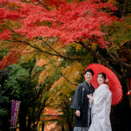 秋の京都で紅葉との前撮りをご検討中の皆さまに超オトクなキャペーンのお知らせ！